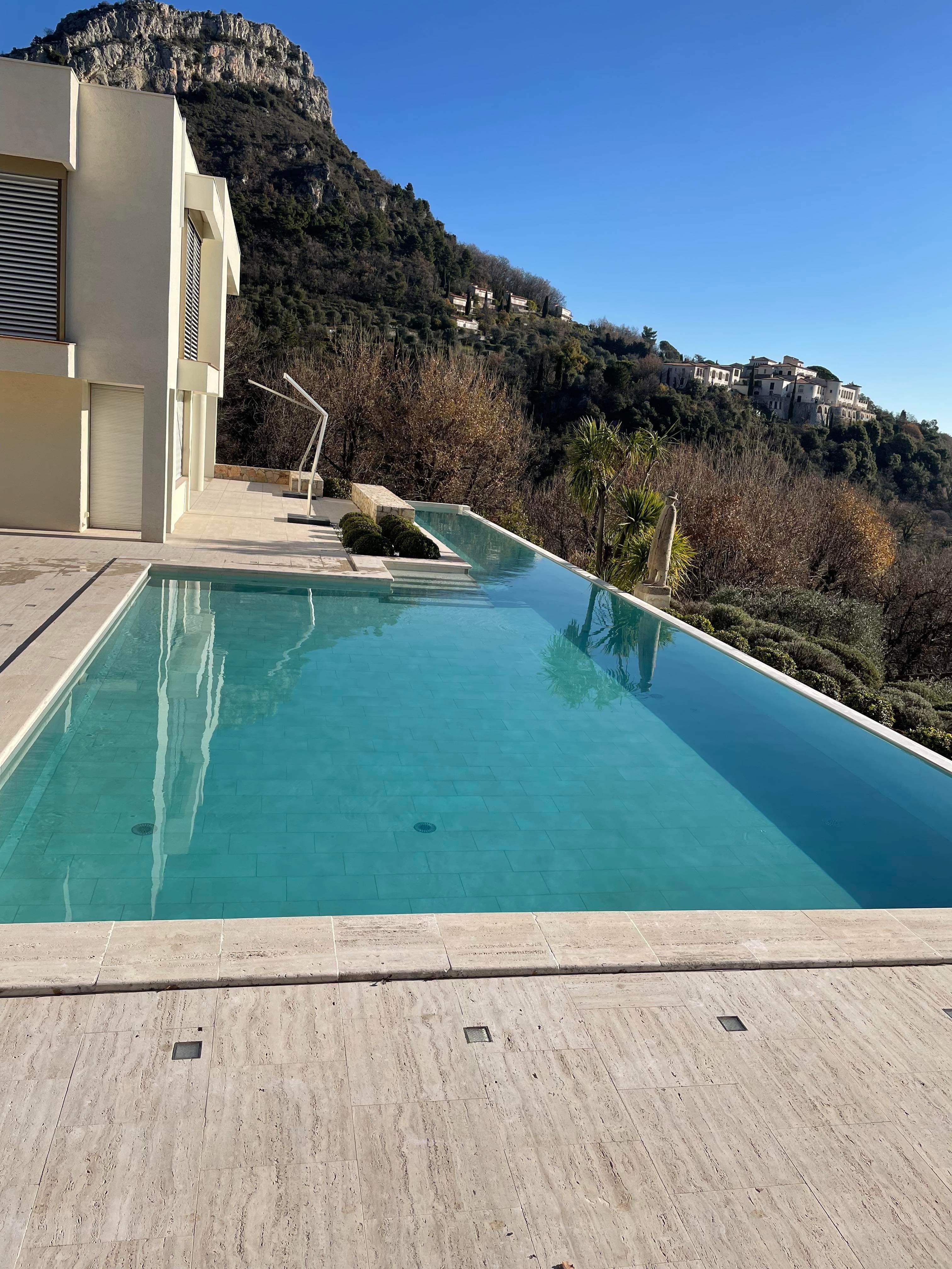 Réalisation piscine — Vence Piscines Services