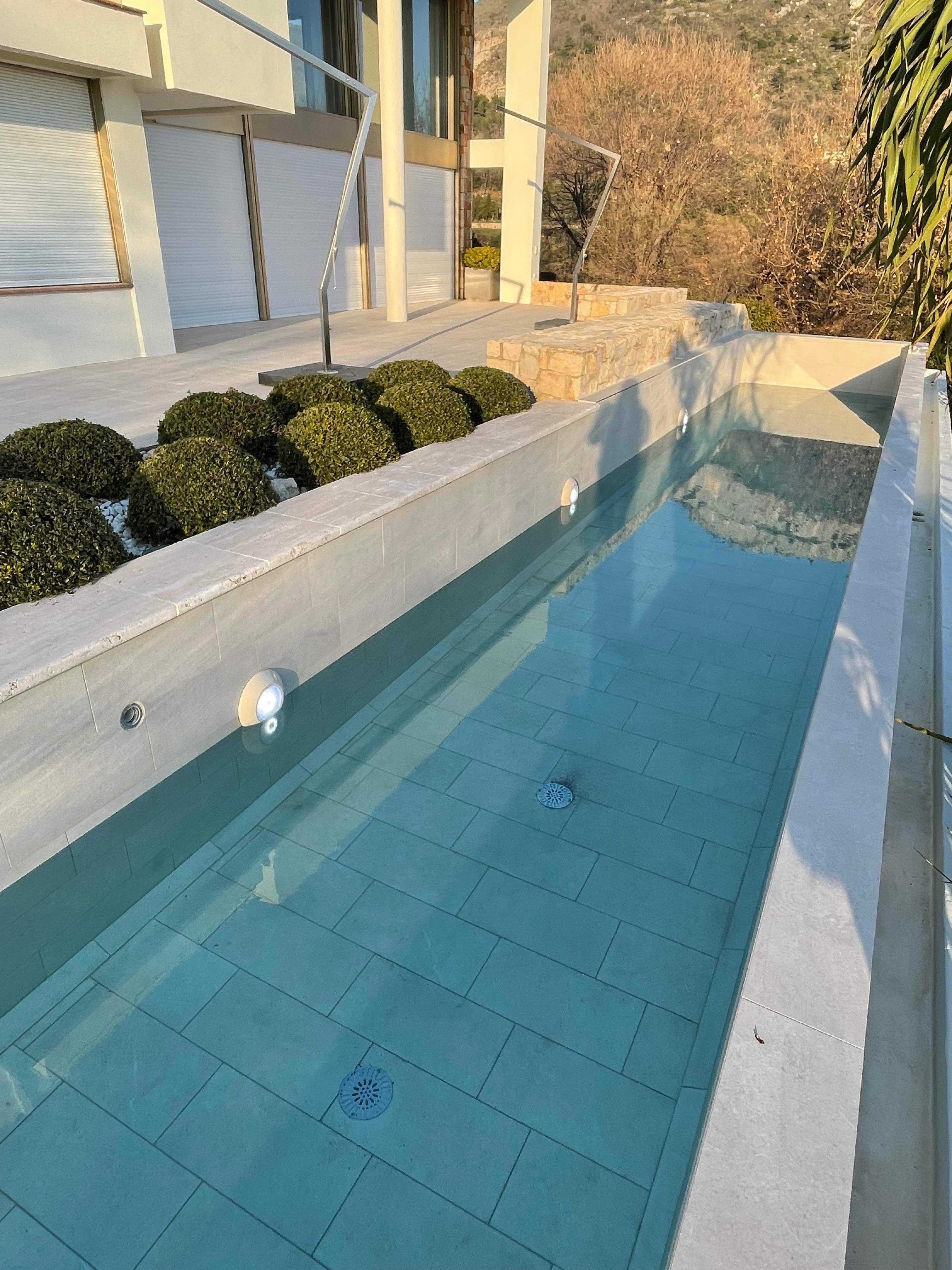Réalisation piscine — Vence Piscines Services